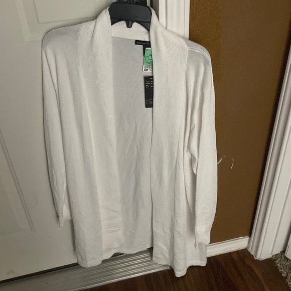 Never been worn new with tags - Picture 1 of 3